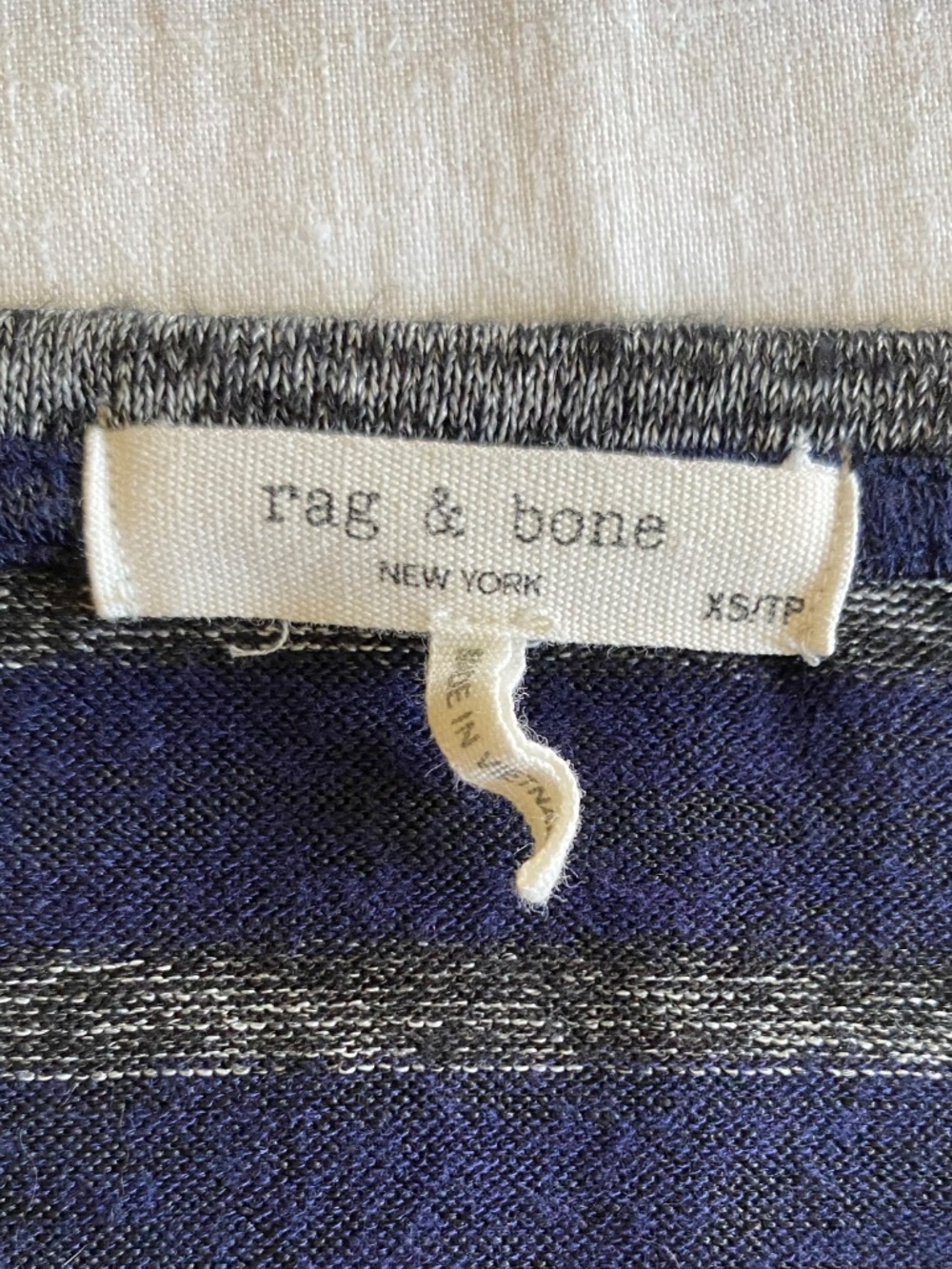 Rag & Bone Avryl Navy Stripe Crewneck Pullover Sweater SZ XS Preppy Coastal - Picture 7 of 10